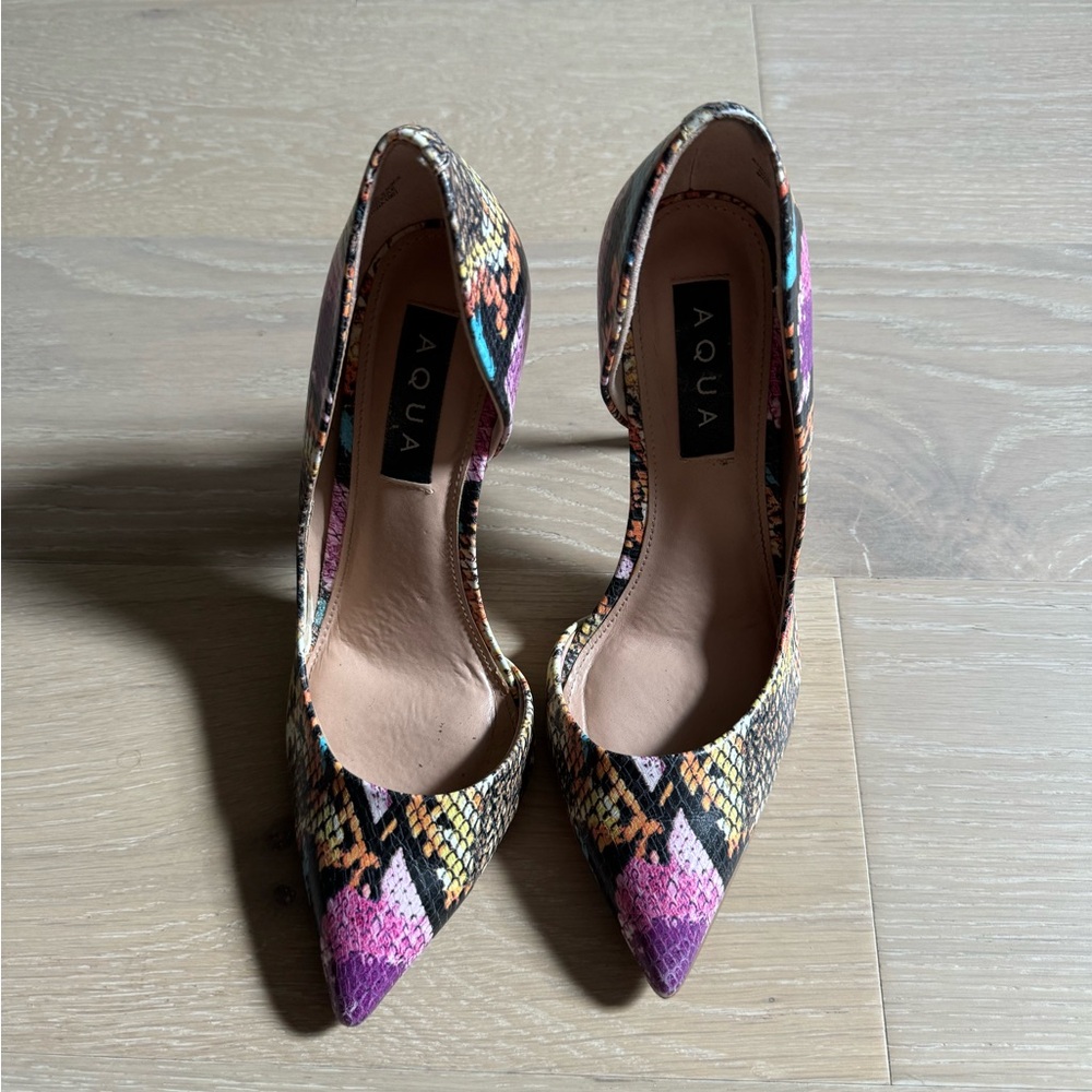 Aqua Women's Dion Half d'Orsay High-Heel Pumps - Picture 4 of 10